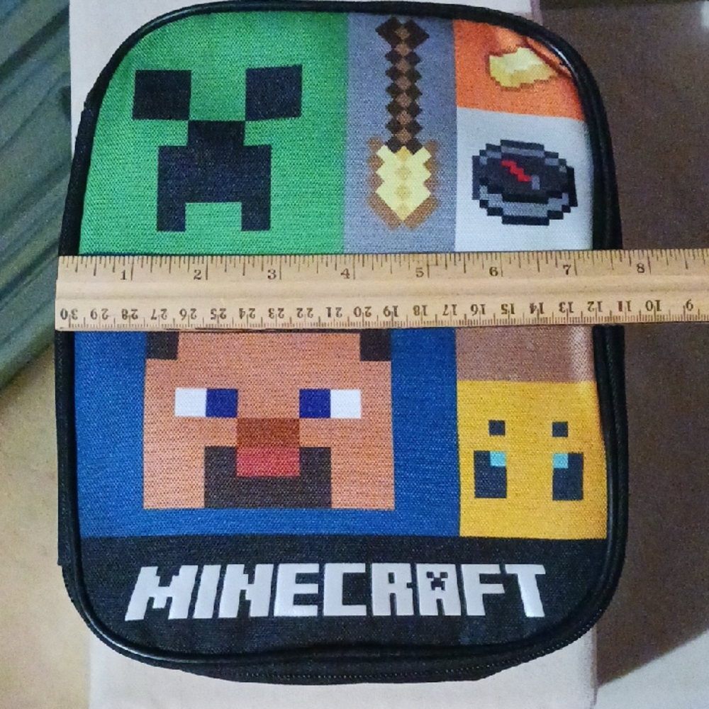 Minecraft Lunch Box - Picture 8 of 9
